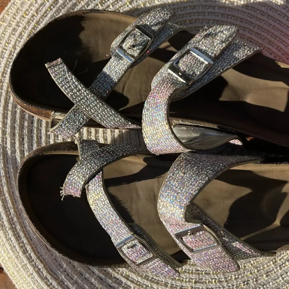 🔥 4/$25 GIRLS SILVER METALLIC PLATFORM SANDALS CRISS CROSS STRAPS SLIDES, 4